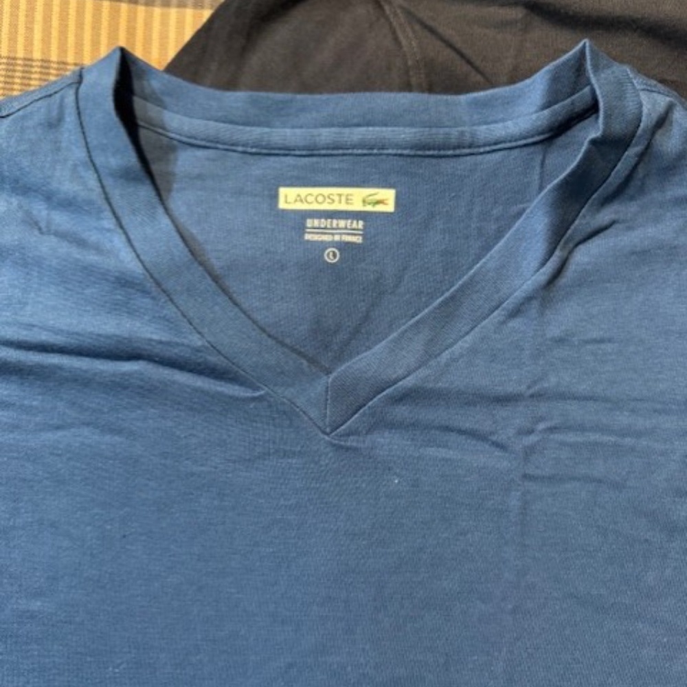 LACOSTE T-shirt 3 pack NWOT Blue undershirts Large - Picture 5 of 15